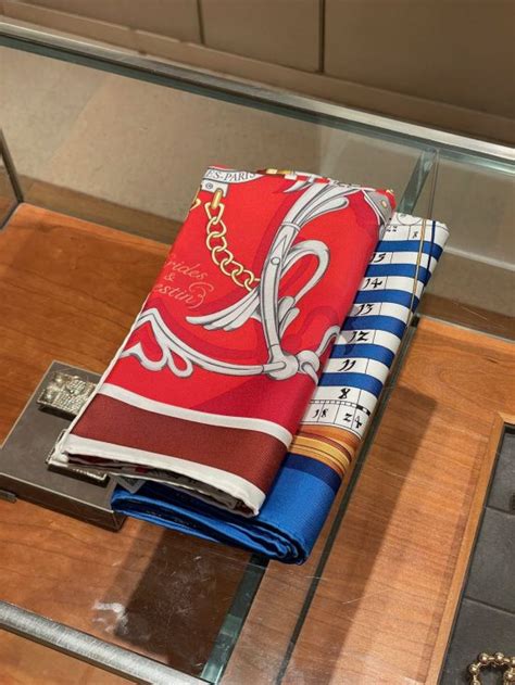 which hermes scarves is worth to buy